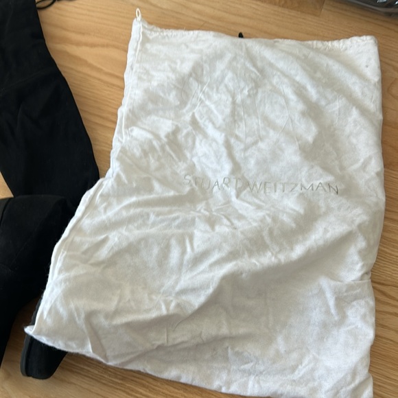 RARE FIND - Stuart Weitzman Suede Midland Booths (like new) - Picture 8 of 8